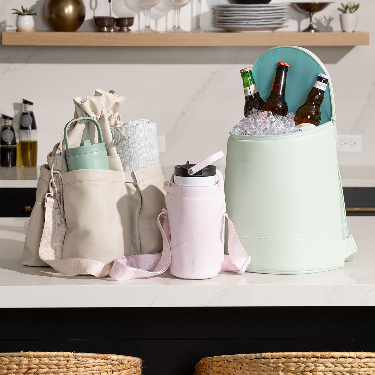 beverage-bucket-bag-e4 6c4793ad3b8e--group-lifestyle1.jpg