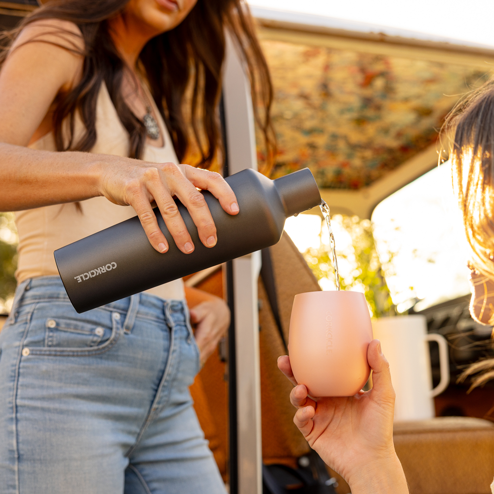 vinnebago-f4 e9a21e7fb71f--Vinnebago-lifestyle.png